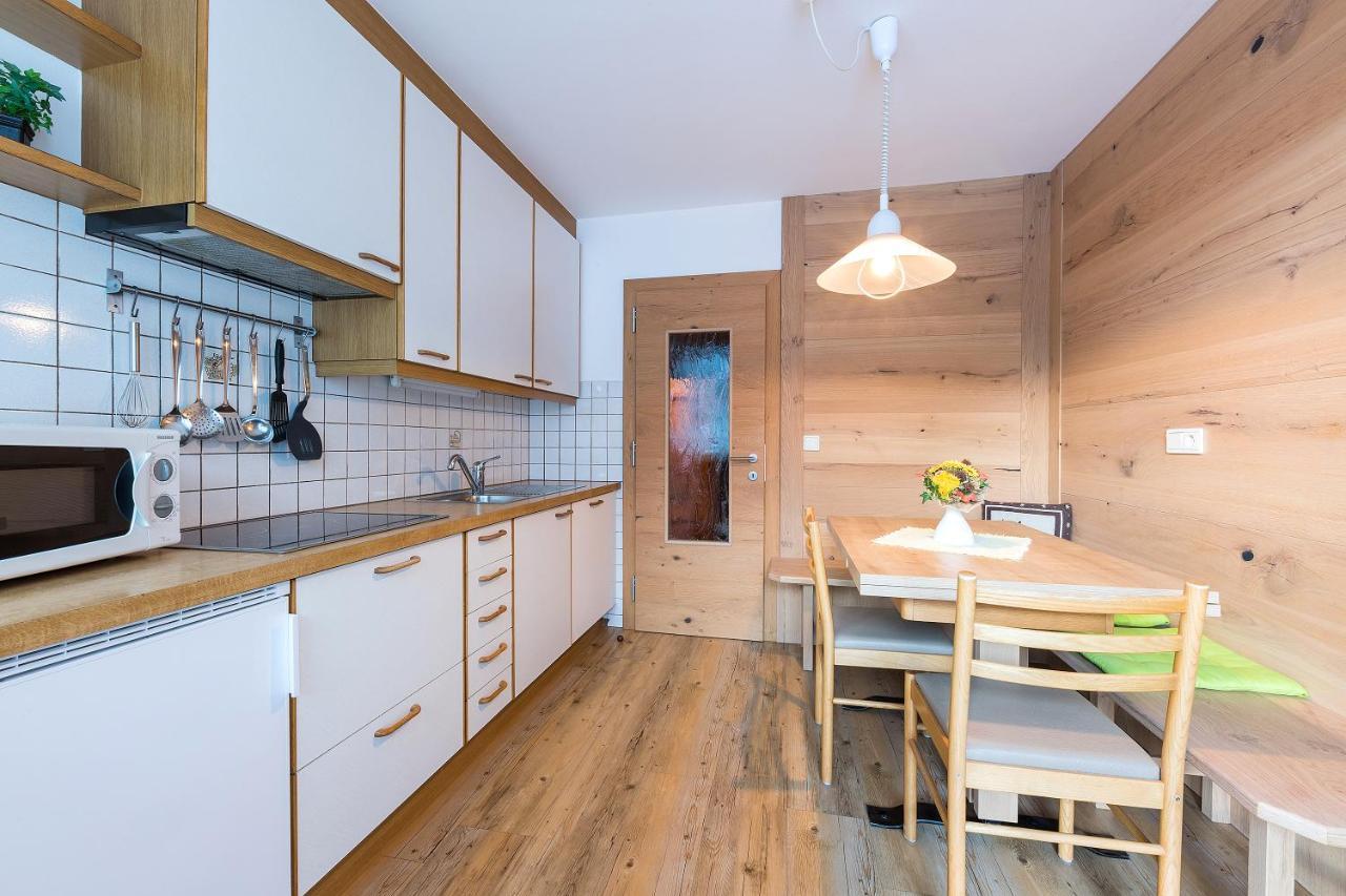 Appartments Lercher Irma San Candido Kültér fotó