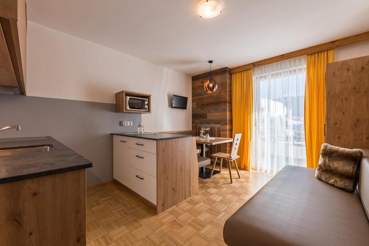 Appartments Lercher Irma San Candido Kültér fotó