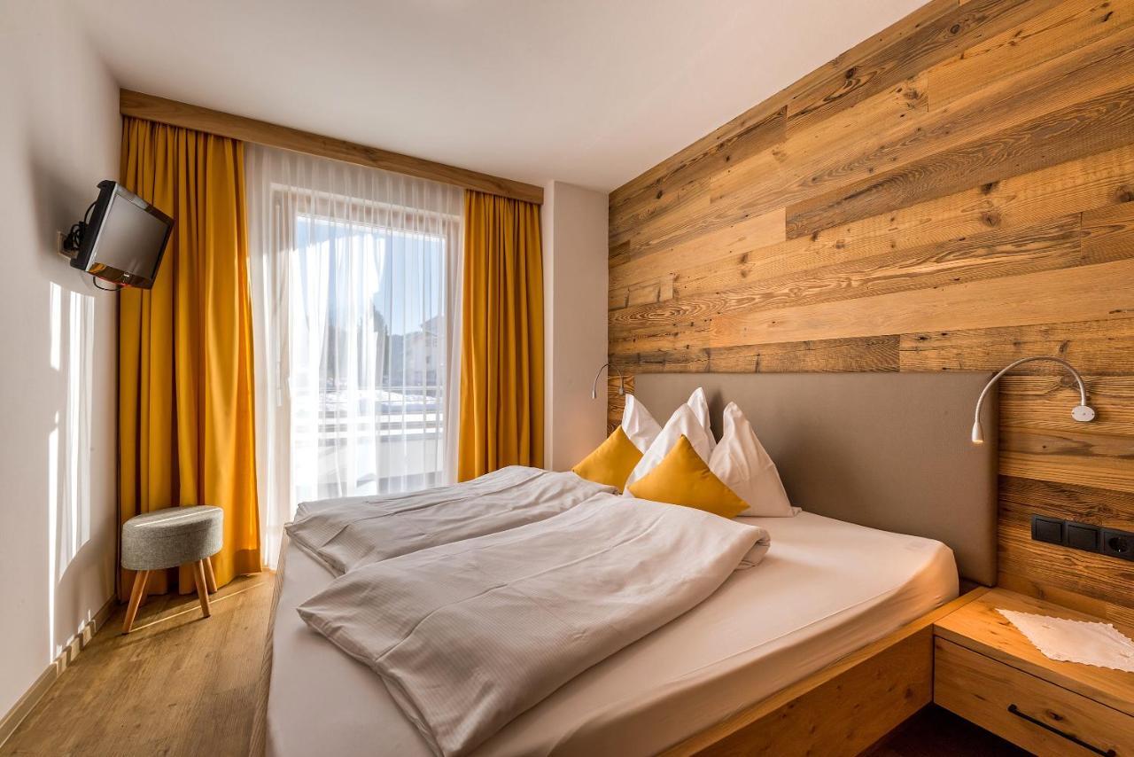 Appartments Lercher Irma San Candido Kültér fotó