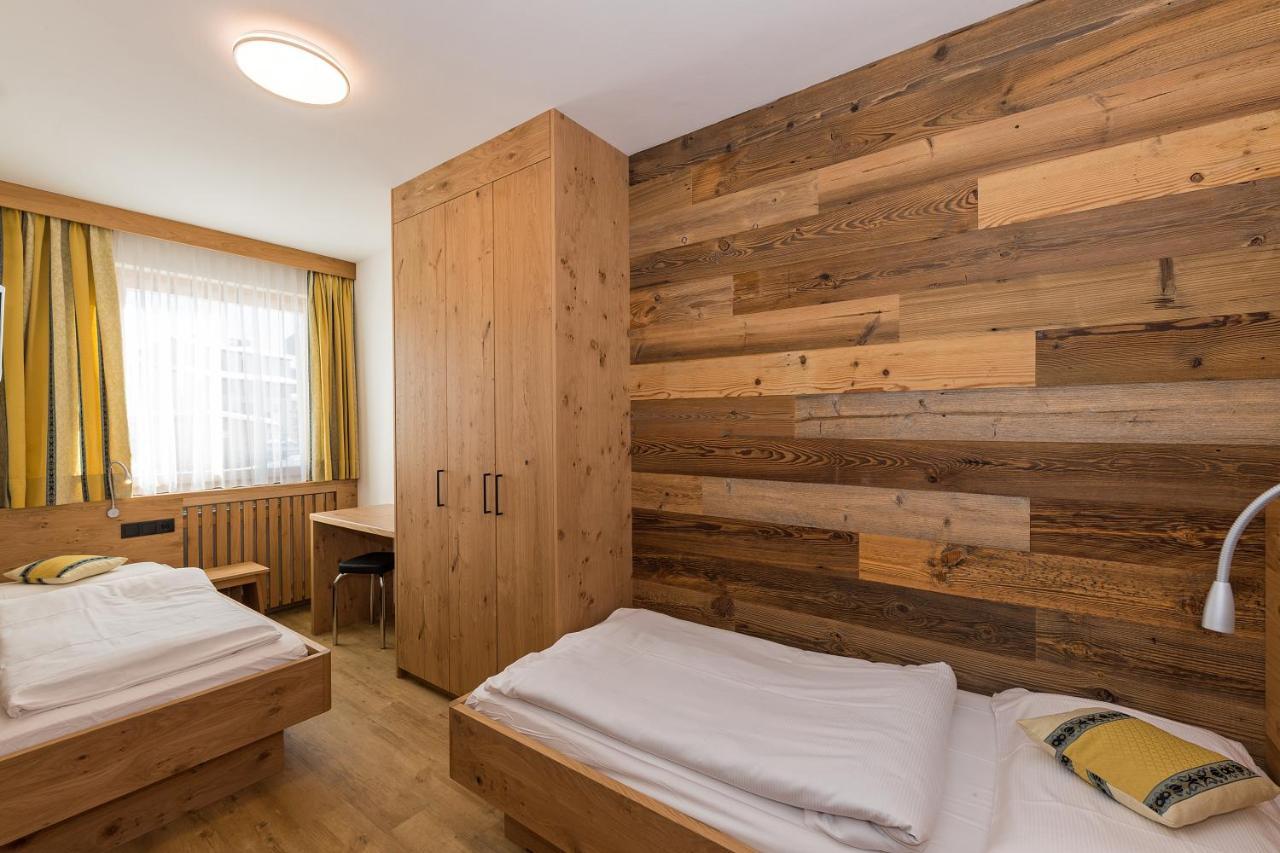 Appartments Lercher Irma San Candido Kültér fotó
