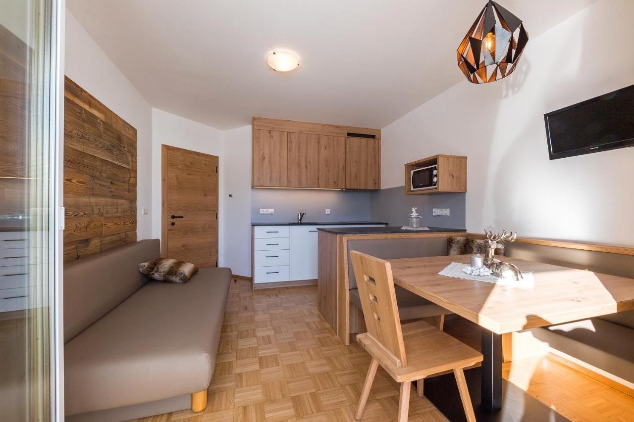 Appartments Lercher Irma San Candido Kültér fotó