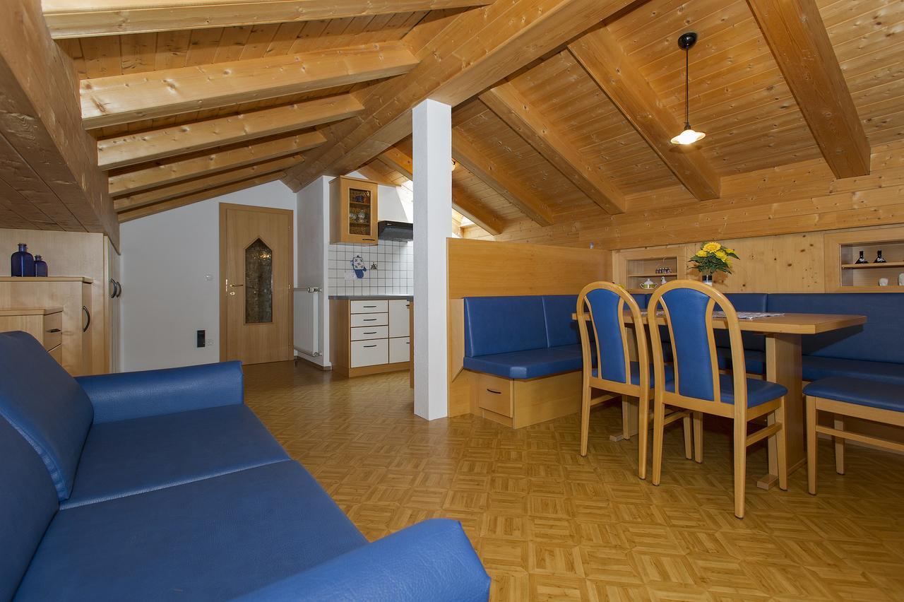 Appartments Lercher Irma San Candido Kültér fotó