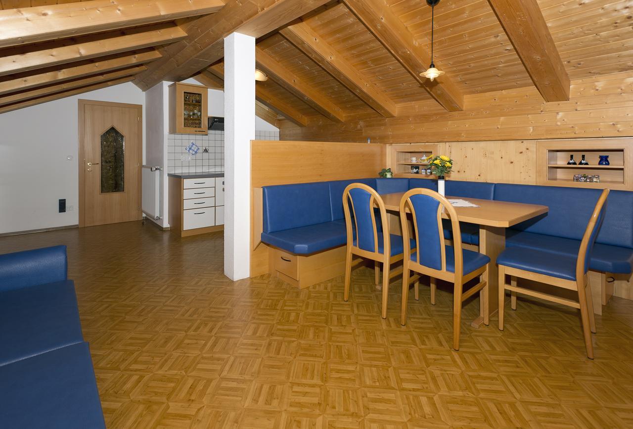 Appartments Lercher Irma San Candido Kültér fotó