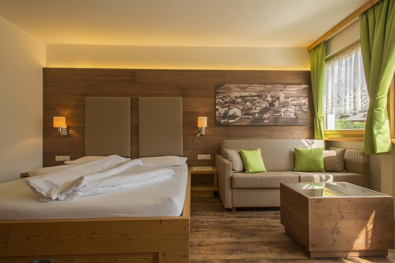 Appartments Lercher Irma San Candido Kültér fotó