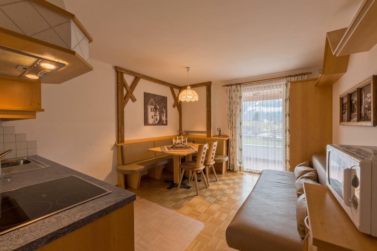 Appartments Lercher Irma San Candido Kültér fotó