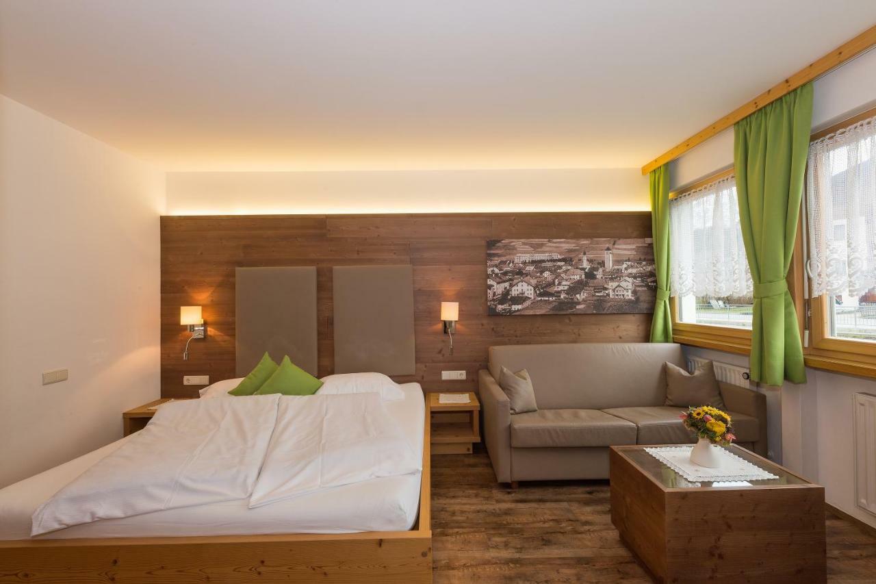Appartments Lercher Irma San Candido Kültér fotó